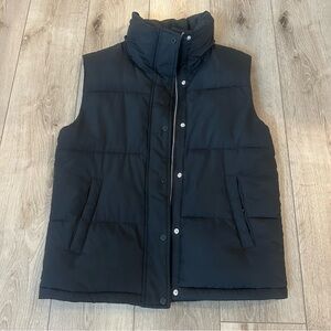 Abercrombie & Fitch Black Puffer Vest Wind + Water Resistant Size Small